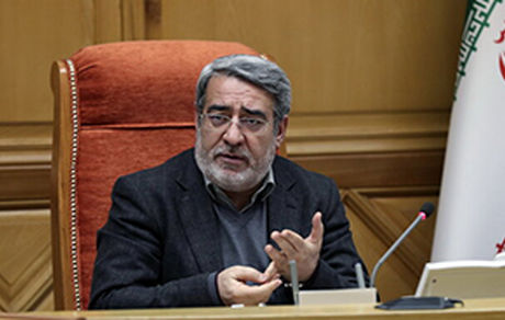 وزیر کشور: در تامین کالا‌های اساسی هیچ مشکلی نداریم