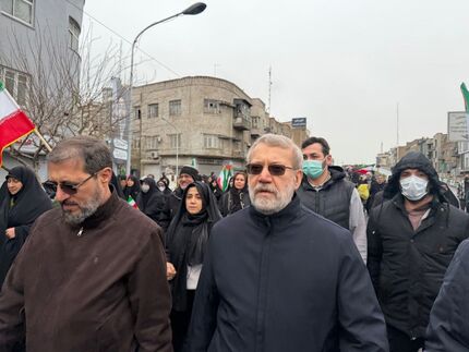 لاریجانی در راهپیمایی روز قدس دیده شد