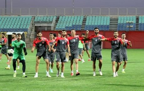 پرسپولیس، اولین تمرین خود در تاجیکستان را برگزار می‌کند