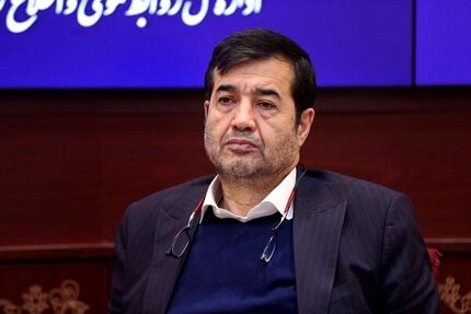وزیر ورزش: مسابقات لیگ را در روز برگزار کنید