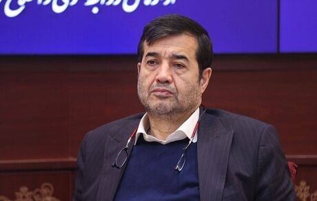 وزیر ورزش: مسابقات لیگ را در روز برگزار کنید