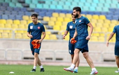 یحیی برای پرسپولیس مهاجم جدیدی تست می‌کند