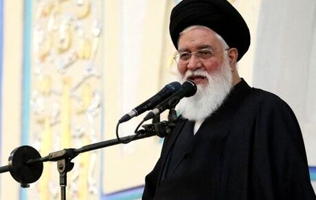 علم‌الهدی: وقتی موشک نقطه‌زن داریم، آیا نمی‌توانیم یک شبکه اجتماعی داخلی قوی داشته باشیم؟ 