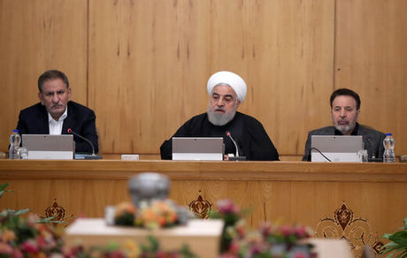 روحانی: آنها که با FATF بهانه دست آمریکا دادند پاسخگو باشند