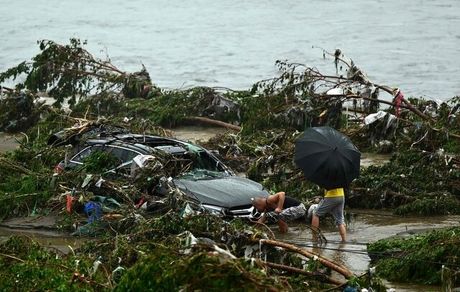 قربانیان سیل و توفان پایتخت چین به ۲۰ نفر رسید