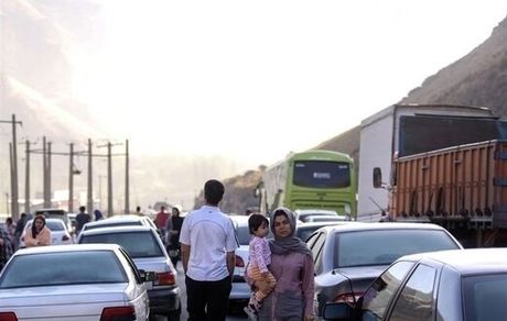 جاده چالوس، آزادراه تهران ـ شمال و محور هراز مسدود شدند