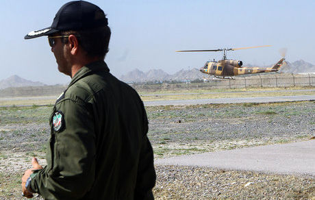 اعزام بالگردهای ارتش و سپاه برای اطفای حریق جنگل‌های بوشهر و خوزستان