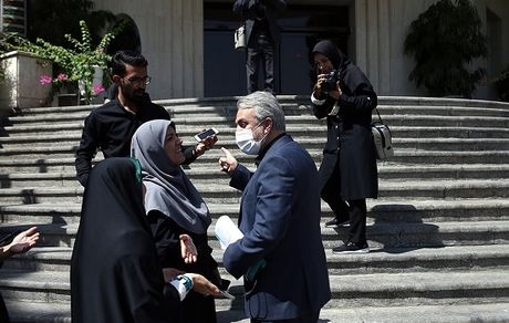 استقبال وزیر صمت از استیضاح