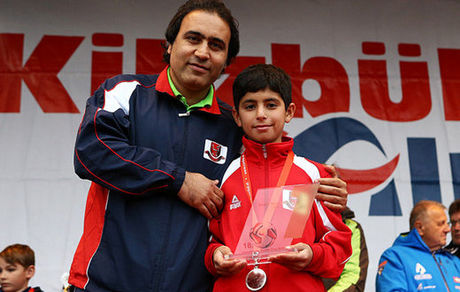 پست صفحه اینستاگرام باشگاه هامبورگ برای مهدی مهدوی کیا