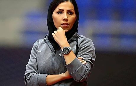 یک بانوی ایرانی، سرمربی تیم ملی فوتسال عراق شد