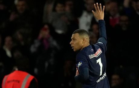 ام‌باپه بطور رسمی، جدایی از پاری‌سن‌ژرمن را اعلام کرد + ویدئو