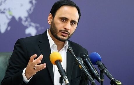 دولت موافق تشکیل وزارت بازرگانی است / وزیر صمت تغییر نخواهدکرد