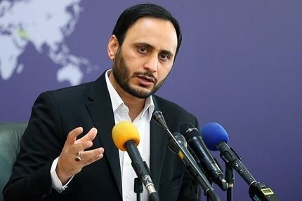 دولت موافق تشکیل وزارت بازرگانی است / وزیر صمت تغییر نخواهدکرد