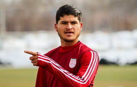 «جفرسون یوری» مدافع برزیلی به تراکتور پیوست/ عکس