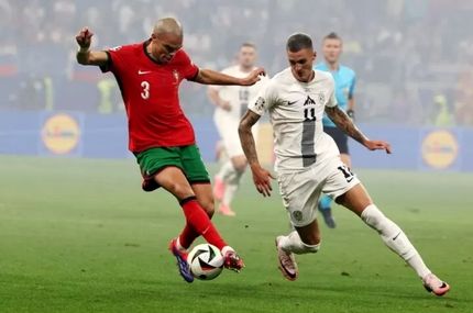پنالتی‌ها و گلر به داد پرتغال و رونالدو رسیدند / اسلووانی یک گام کم آورد