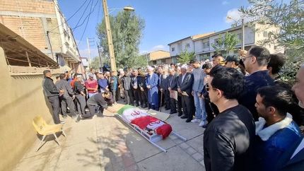 مراسم تشییع پیکر صابر کاظمی برگزار شد