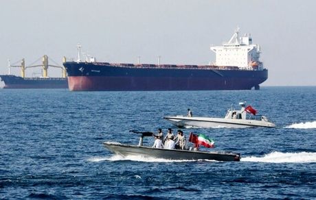 توقف ارسال نفت از مسیر تنگه هرمز توسط شرکت‌های بزرگ نفتی