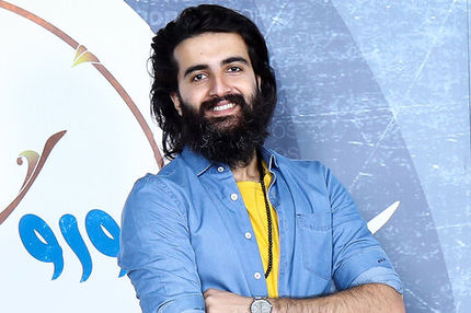خواننده «هوروش بند» تماشاگر بازی پرسپولیس و تراکتور/ عکس