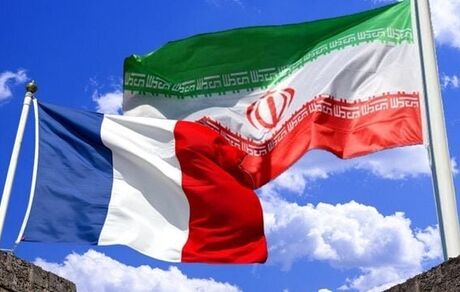 ایران: ادعای وزیر خارجه فرانسه مبنی بر ارعاب کارمند سفارت این کشور بی اساس است