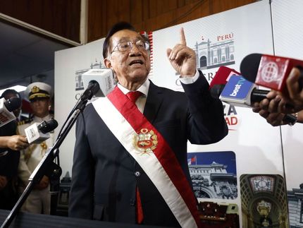 هشتمین رئیس‌جمهوری موقت پرو انتخاب شد