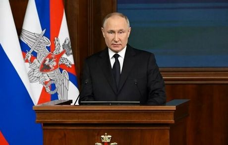 پوتین: روند فعلی توسعه روابط اقتصادی و تجاری میان ایران و روسیه قابل قبول است