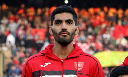 محمد انصاری در پرسپولیس ماندنی شد