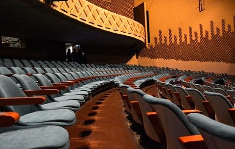 امروز و فردا، سینماها و تئاترها تعطیل است