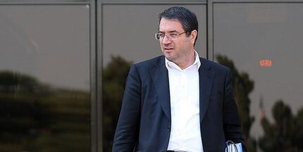 رحمانی: رئیس کل بانک مرکزی باید ثابت کند خودروسازان فشل هستند