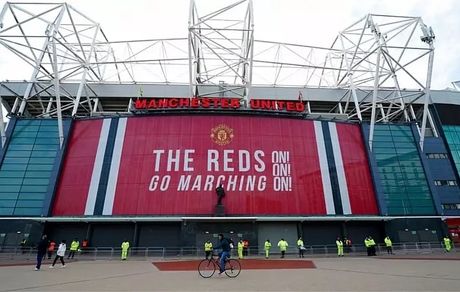 ایلان ماسک، خرید منچستریونایتد را تکذیب کرد / پیامم شوخی بود