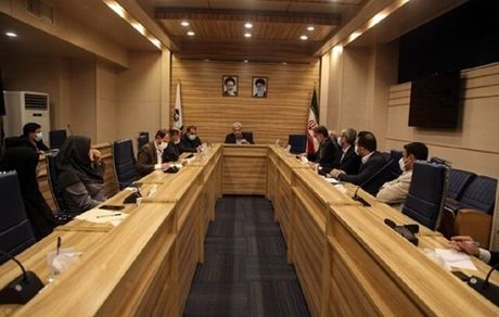 اثرات هزینه در بخش آموزش را در اقتصاد کشور نمی‌بینیم/فناوری را نمی‌توان خرید