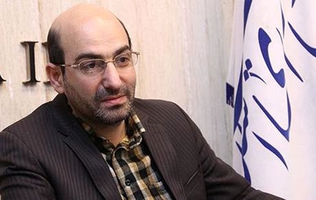 سلطان موز به اسم تنظیم بازار سی میلیارد دلار ‎ارز۴۲۰۰ تومانی گرفت
