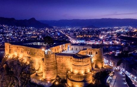 قلعه فلک‌الافلاک سه روز تعطیل شد