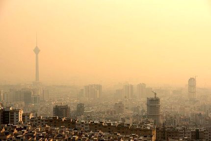 برج میلاد هم بدلیل گردوخاک تعطیل شد