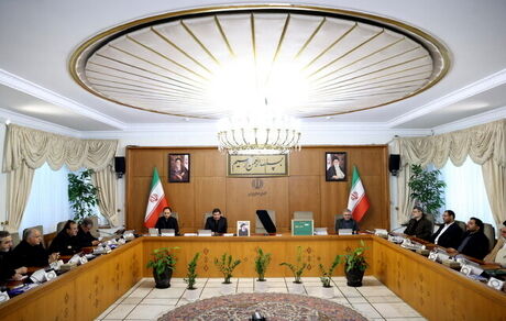 اولین جلسه هیات دولت به ریاست مخبر برگزار شد