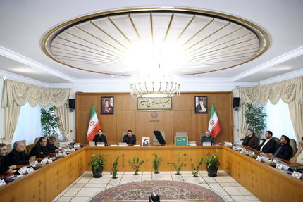 اولین جلسه هیات دولت به ریاست مخبر برگزار شد