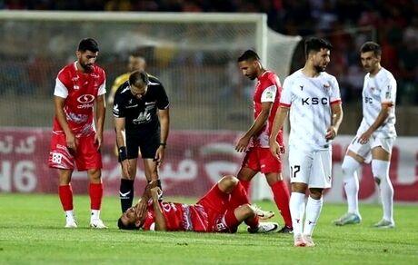 پرسپولیس از نبرد با سرمربی سابق دست پر بیرون آمد / صعود شش پله‌ای فولادی
