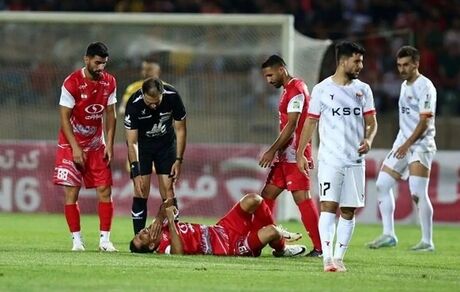 پرسپولیس از نبرد با سرمربی سابق دست پر بیرون آمد / صعود شش پله‌ای فولادی