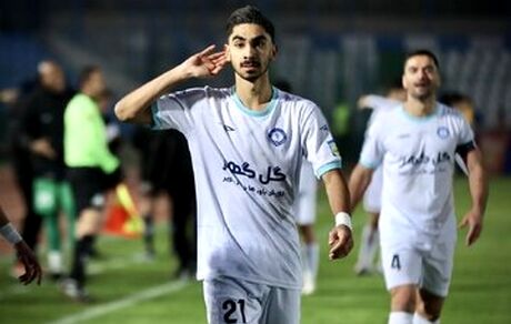مهاجم جوان تیم گل گهر سیرجان جایگزین بازیکن فولاد خوزستان در تیم ملی شد