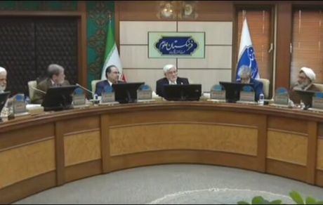 نگاه دولت وفاق ملی به فرهنگستان‌ها نگاه راهبردی علمی برای کشور است