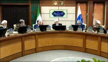 نگاه دولت وفاق ملی به فرهنگستان‌ها نگاه راهبردی علمی برای کشور است