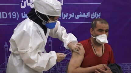 ۹۰۶ هزار و ۵۴۶ نفر دوز دوم واکسن کرونا را تزریق کردند