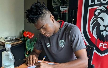 مدافع اکوادوری چادرملو اردکان در لیگ برتر فوتبال ایران جدا شد