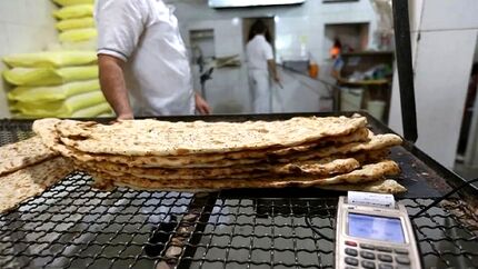 قطع برق، نانوایان را هم دچار مشکل کرد