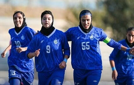استقلال به لیگ برتر فوتبال زنان صعود کرد