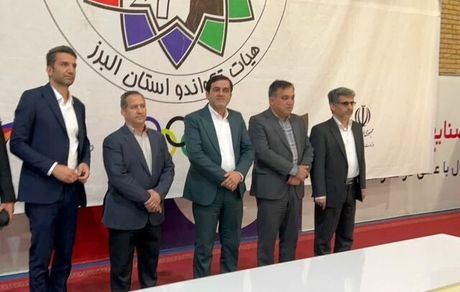 باشگاه استقلال در تکواندو هم تیم‌داری می‌کند؟
