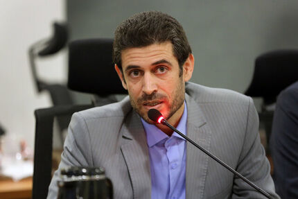 پیگیری برای درج عنوان «نیروی توانبخش» در طبقه‌بندی مشاغل معلمی
