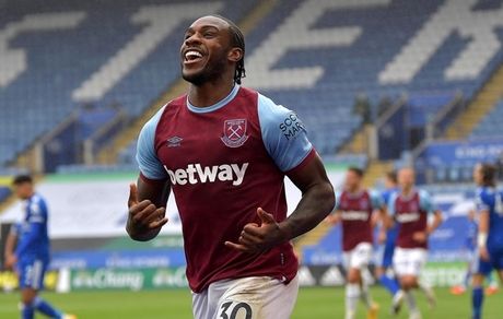 هفته چهارم لیگ برتر انگلیس| برد پرگل چکش‌ها مقابل لستر سیتی در کینگ پاور