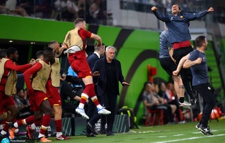 آاس‌رم قهرمان لیگ کنفرانس اروپا شد / جهانبخش ۲ دقیقه برای فاینورد بازی کرد / مورینیو رکورددار شد