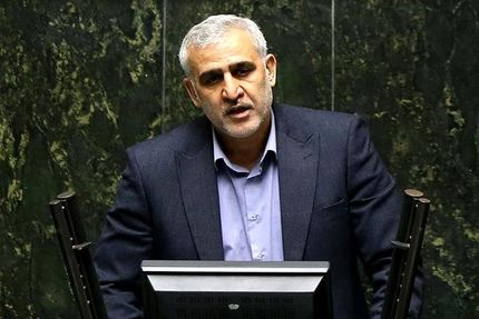 محمودوند: گرانی خودرو به جایی رسیده که رهبری شخصاً تذکر می‌دهند