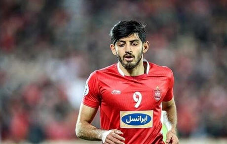 پیشنهاد عجیب آقای ستاره به پرسپولیس؛ ۵۰۰ هزارتا بدهید، بند فسخ نگذارید